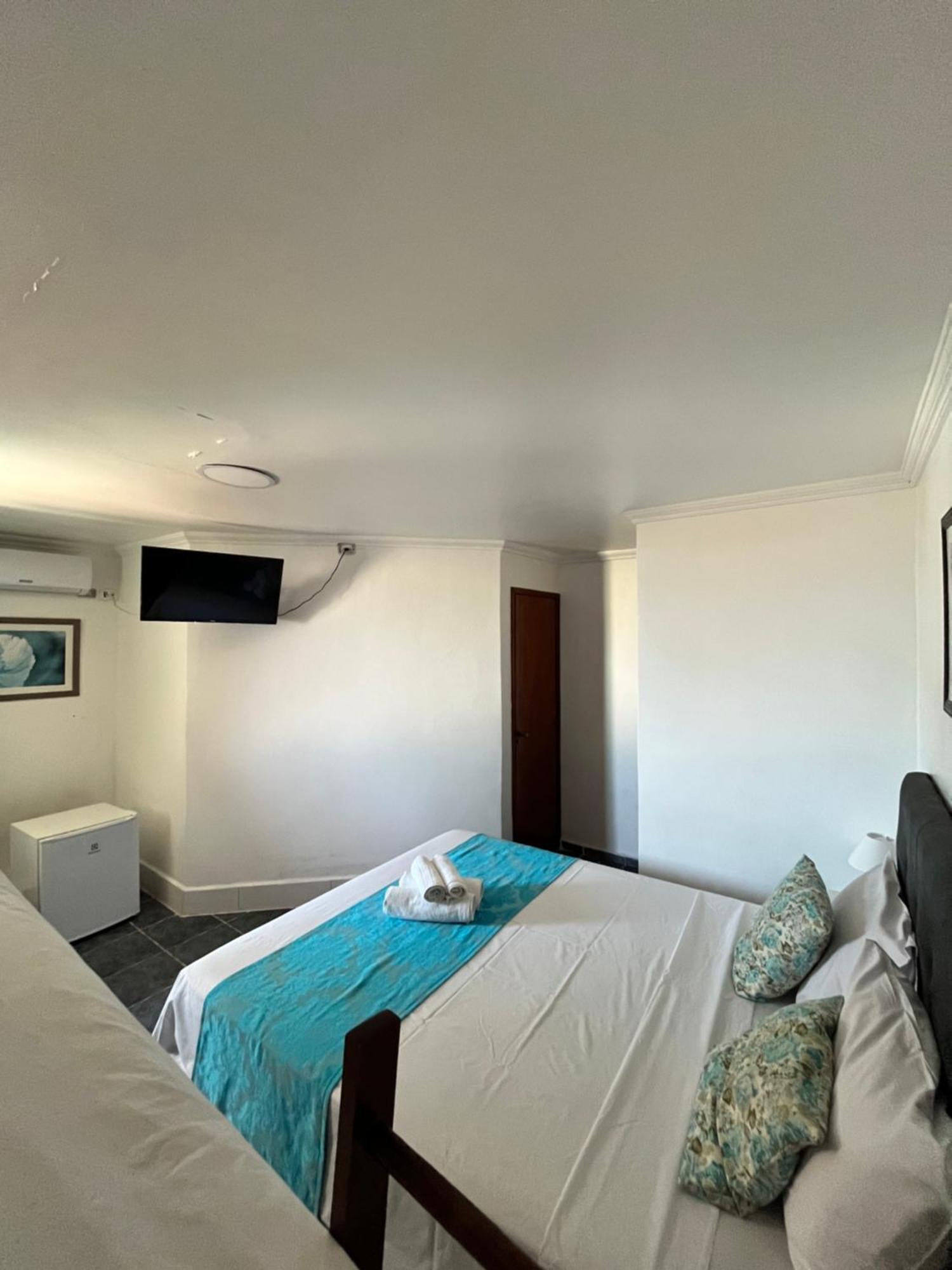 Pousada Elegance Beira Mar Itanhaém Exterior foto
